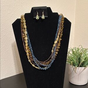 Elegant Multicolor Beaded Necklace and Earring Set